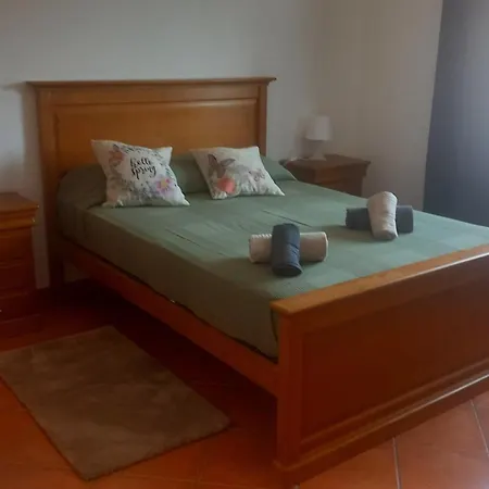 Cantinho Da Aldeia * Vila Facaia